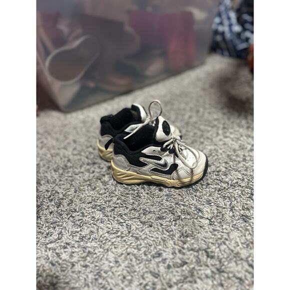 1995 Vintage Baby Nikes Style 990709 Sz 6c - Picture 3 of 7